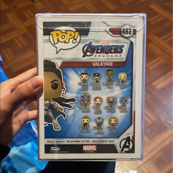 Funko Marvel Collector Corps Valkyrie Funko Pop #483 - Picture 5 of 5